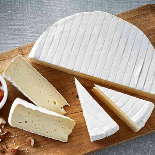 Sajtkülönlegességek